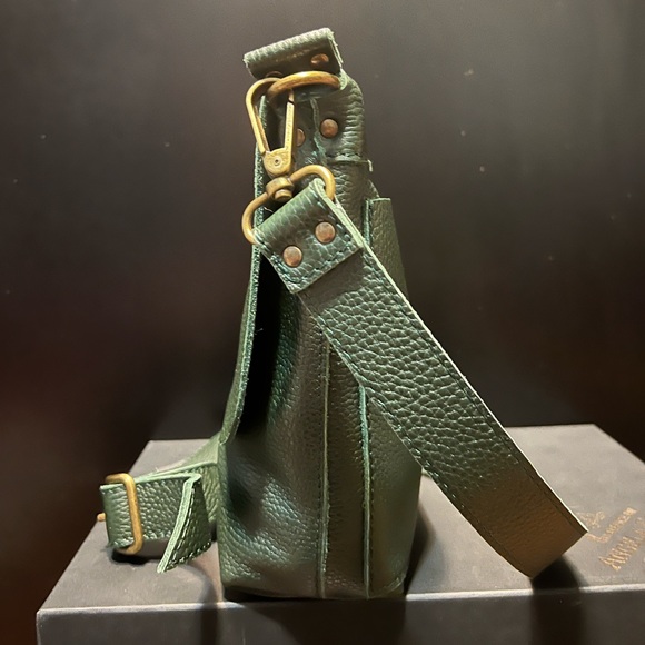 New Calma Forrest Green Pebbled Leather Purse Handmade in Spain NWOT - Picture 12 of 13